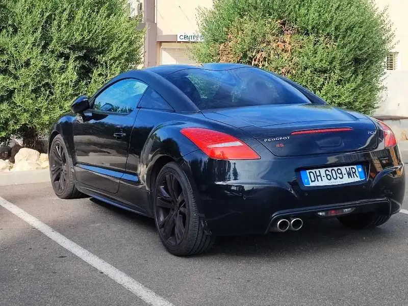 Peugeot RCZ-R (2015) spotted in Marseille, France