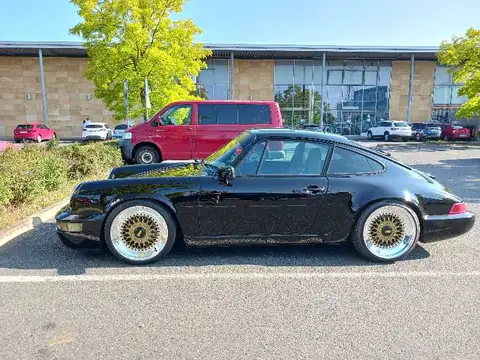 Porsche 911 (1990) spotted in Leština u Světlé, Czechia