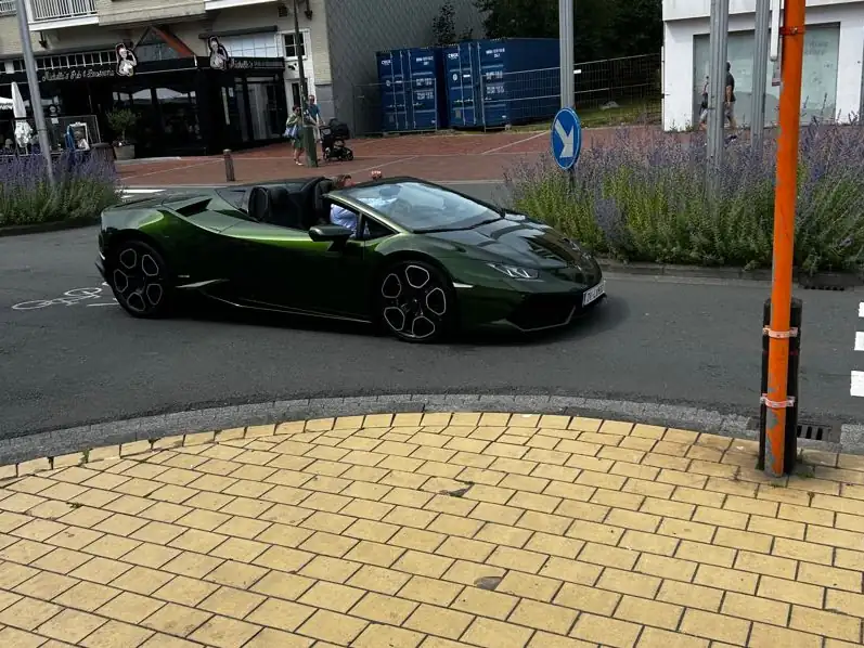 Lamborghini Huracán Spyder (2021) spotted in Brugge, Belgium