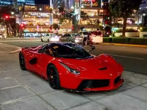 Ferrari LaFerrari spotted in Dasmariñas