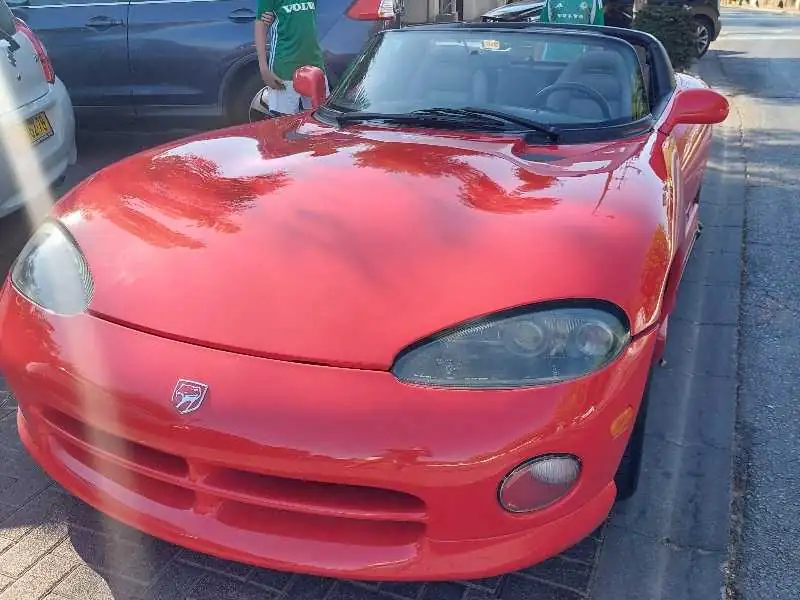 Dodge Viper (2001) spotted in Tel Aviv, Israel
