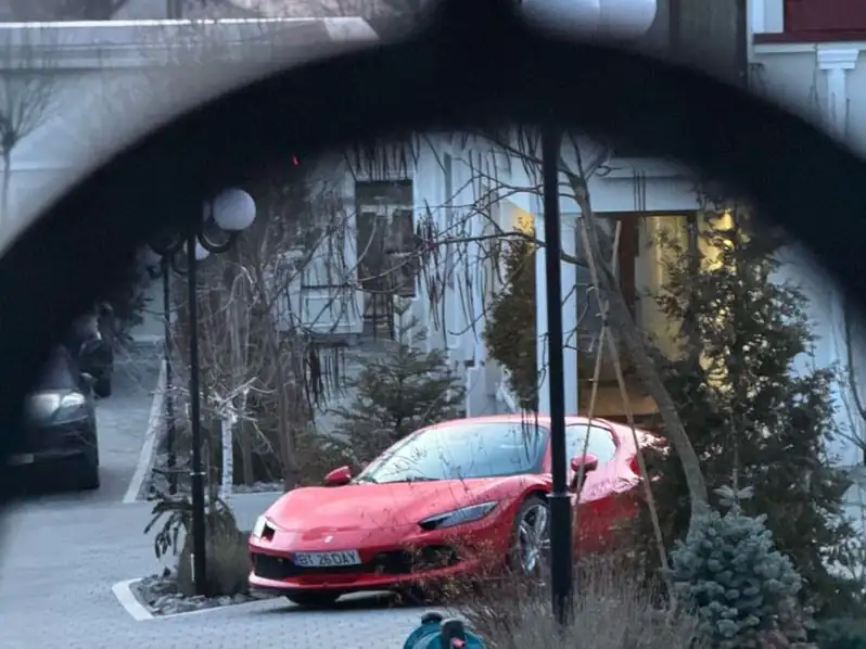 Ferrari F8 Tributo spotted in Botoşani