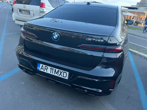 BMW M750i (2022) spotted in Viareggio, Italy