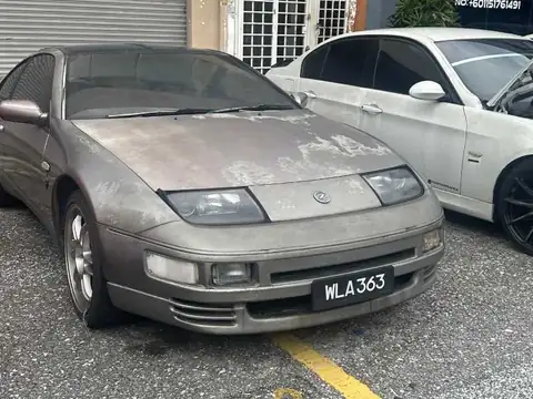 Nissan 300ZX spotted in Petaling Jaya, Malaysia