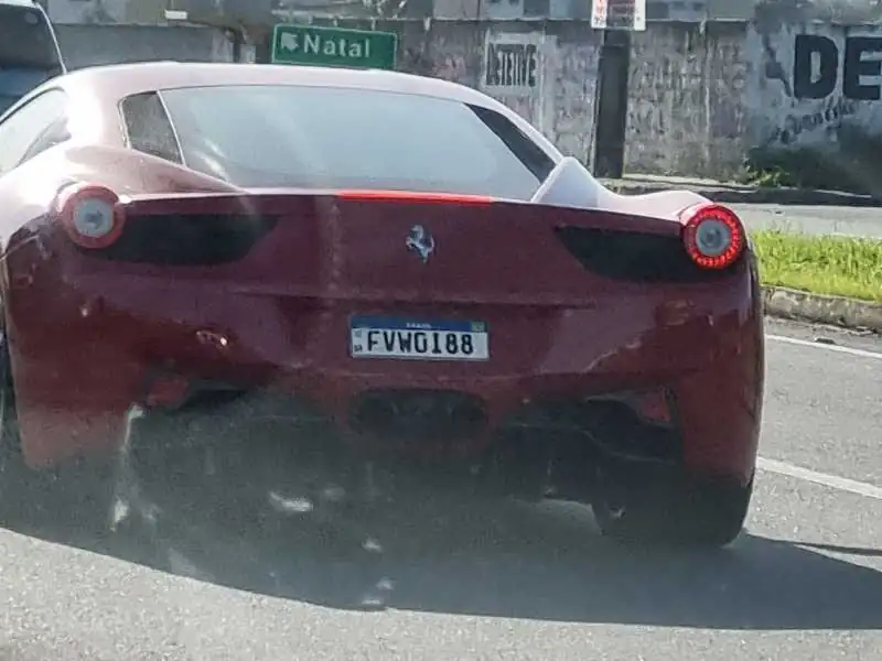 Ferrari 458 Italia spotted in Angicos