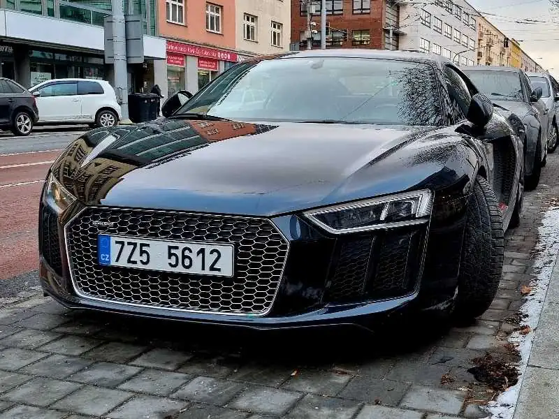 Audi R8 (2017) spotted in Zlín, Czechia