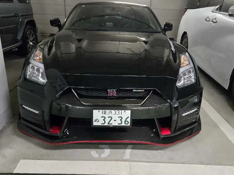 Nissan GT-R Nismo (2017) spotted in Yokohama, Japan