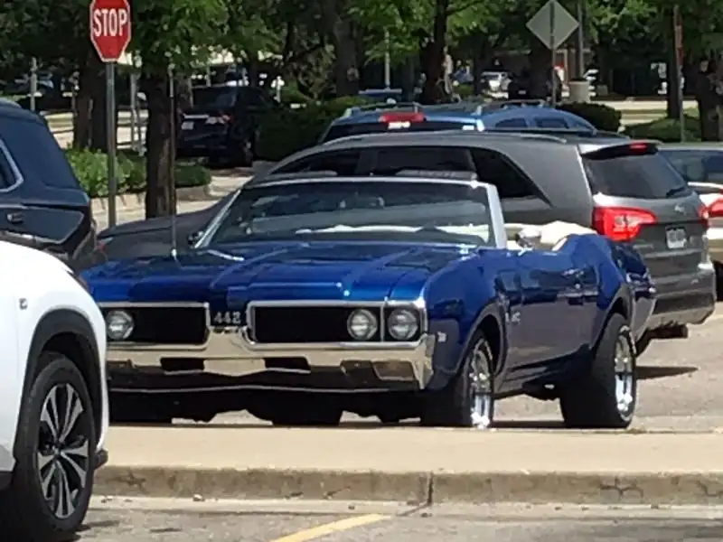 Oldsmobile 442 spotted in Loveland