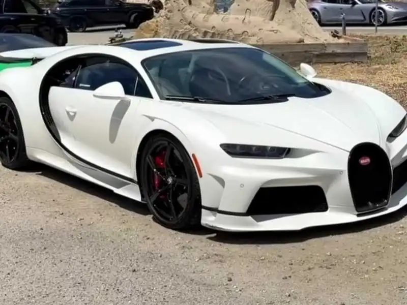 Bugatti Chiron (2021) spotted in Treviso, Italy