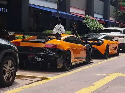 Lamborghini Gallardo (2013) spotted in Gua Musang, Malaysia