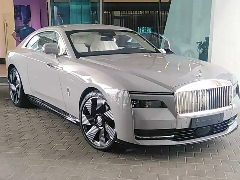 Rolls-Royce Spectre (2023) spotted in Dubai, United Arab Emirates