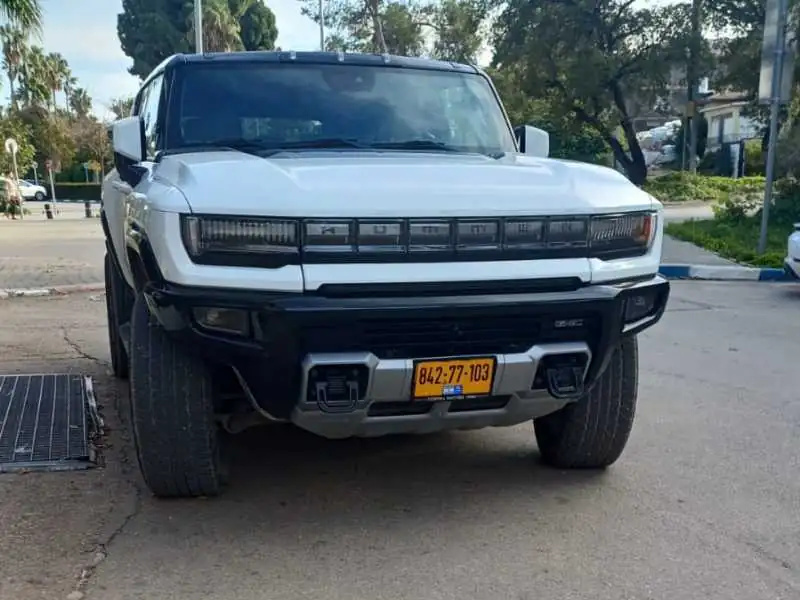 GMC Hummer EV (2022) spotted in Midreshet Ben-Gurion, Israel