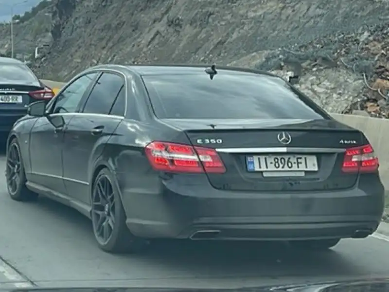 Mercedes-Benz E350 spotted in Tbilisi