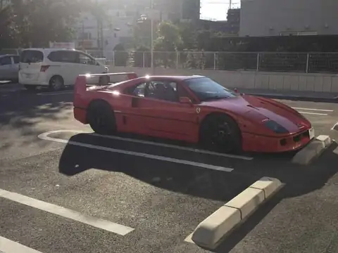 Ferrari F40 (1987) spotted in Monza, Italy