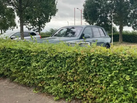 Rolls-Royce Cullinan spotted in Rotterdam