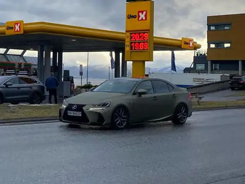 Lexus IS spotted in Molde