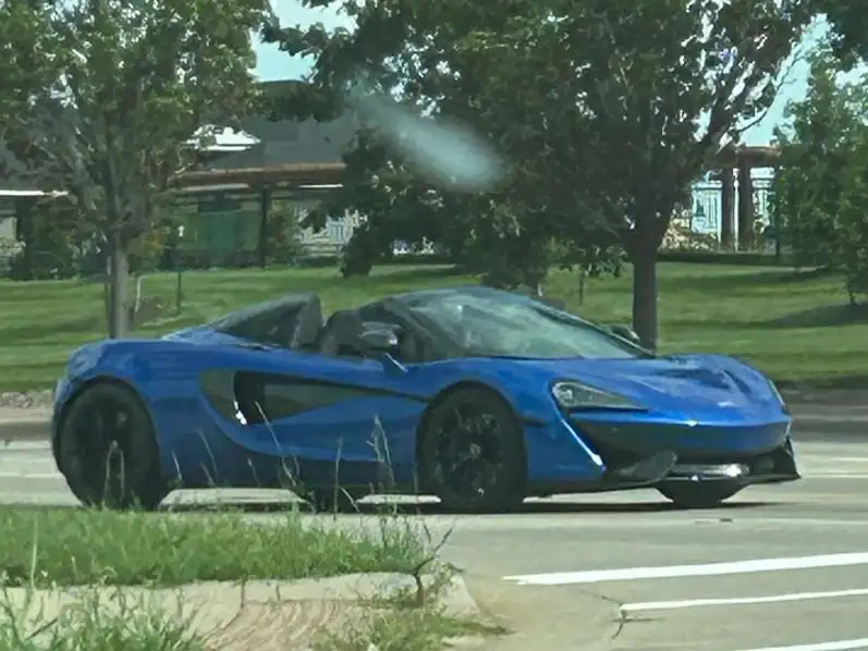 McLaren 720S (2019) spotted in Overland Park, United States