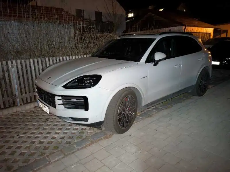 Porsche Cayenne (2023) spotted in Munich, Germany