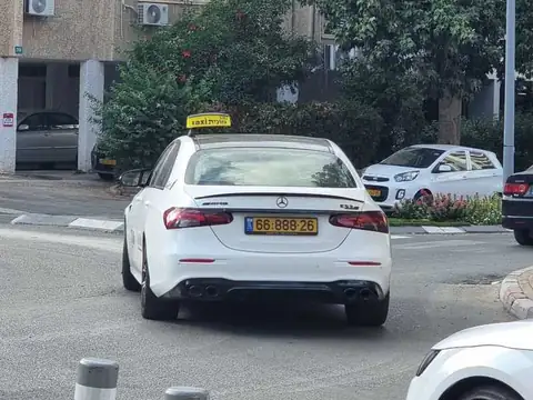 Mercedes-Benz AMG E 53 (2020) spotted in Petaẖ Tiqva, Israel