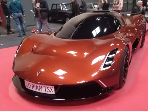 Illyrian TSX (2023) spotted in Turin, Italy