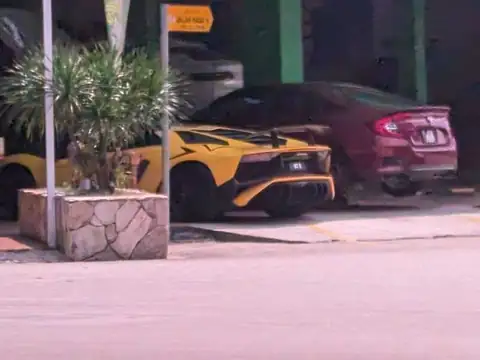 Lamborghini Aventador SV (2017) spotted in Kluang, Malaysia