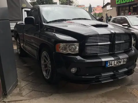Dodge Ram SRT-10 spotted in Istanbul