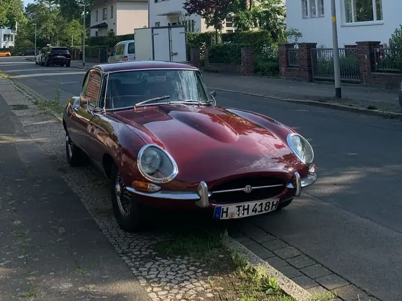 Jaguar E-Type spotted in Hannover