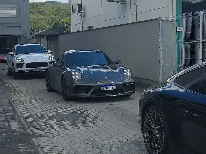 Porsche 911 spotted in Blumenau
