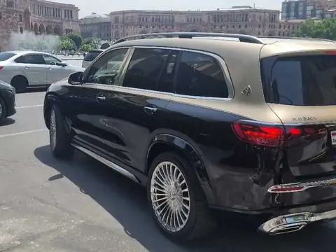 Maybach GLS (2022) spotted in Yerevan, Armenia