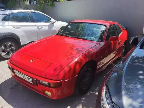 Porsche 944 spotted in Girona