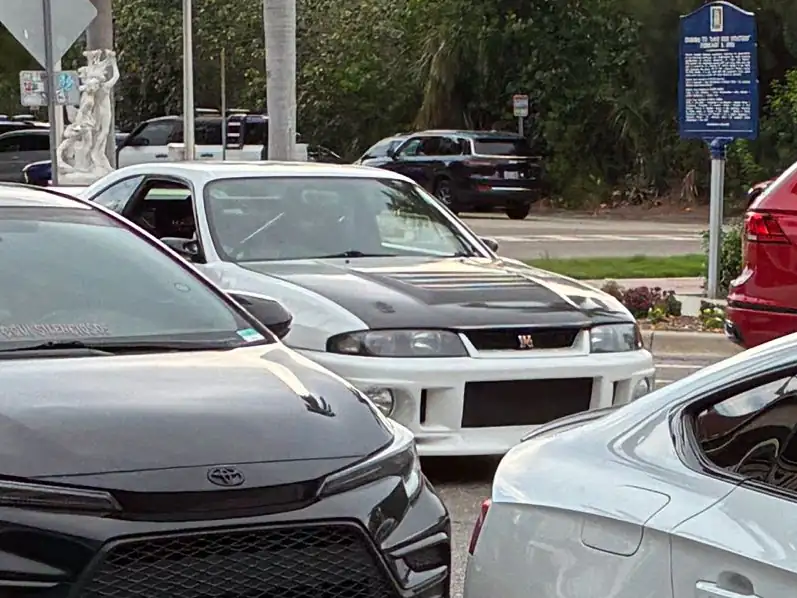 Nissan Skyline GT-R (1999) spotted in Frostproof, United States