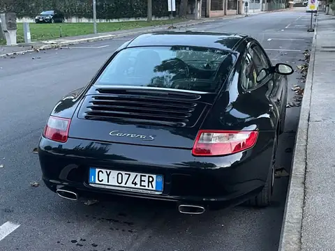 Porsche Carrera S (2005) spotted in Macerata, Italy