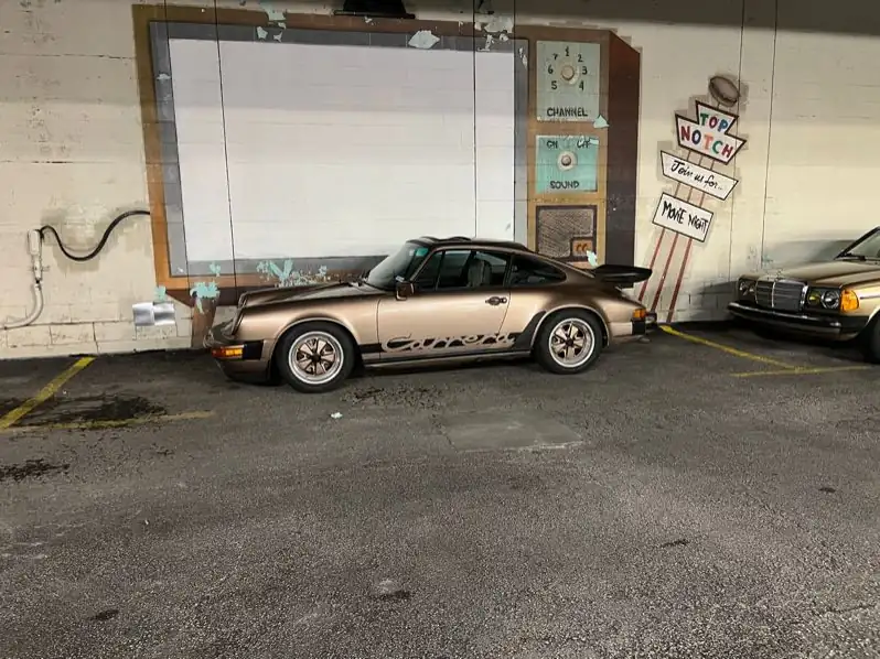 Porsche 911 Carrera RS spotted in Yanduo