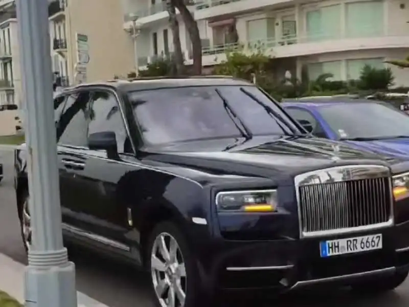 Rolls-Royce Cullinan (2020) spotted in Nice, France