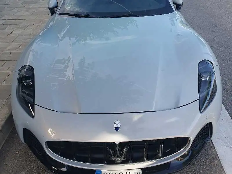 Maserati MC20 (2022) spotted in Vilanova i la Geltrú, Spain