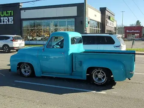 Chevrolet Apache (1958) spotted in Ottawa, Canada