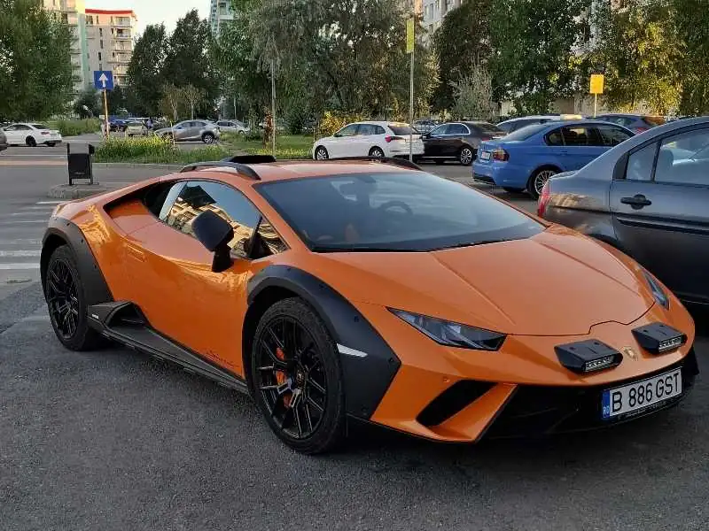 Lamborghini Huracán Sterrato (2023) spotted in Constanţa, Romania