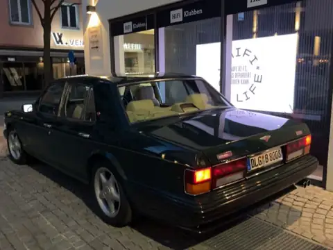 Bentley Turbo R (1985) spotted in Ulm, Germany