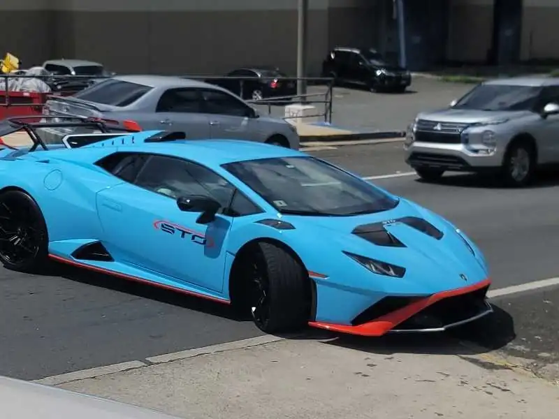 Lamborghini Huracán STO (2021) spotted in Bayamón, Puerto Rico