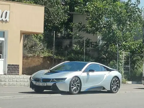 BMW i8 (2020) spotted in Orhei, Moldova