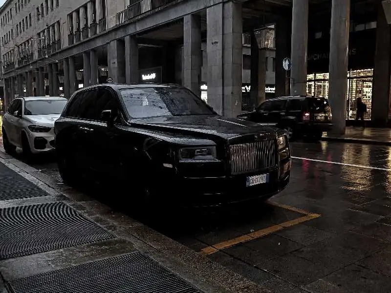 Rolls-Royce Cullinan (2020) spotted in Turin, Italy
