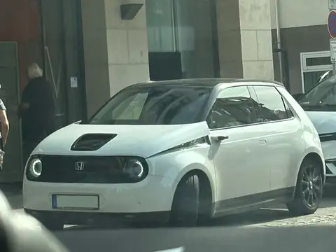 Honda e (2020) spotted in Pforzheim, Germany