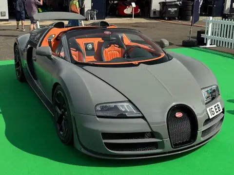 Bugatti Veyron Grand Sport Vitesse (2015) spotted in Milton Keynes, United Kingdom