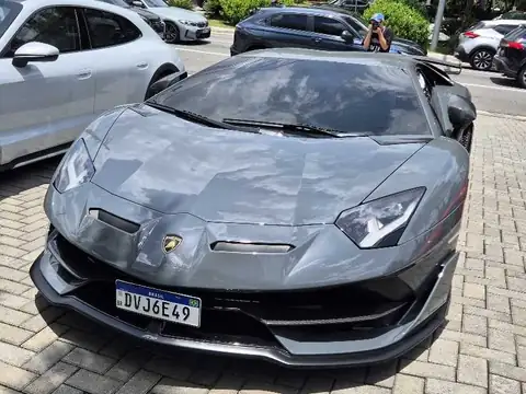 Lamborghini Aventador spotted in São Paulo