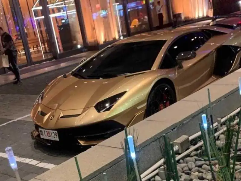 Lamborghini Aventador (2012) spotted in Taipei, Taiwan