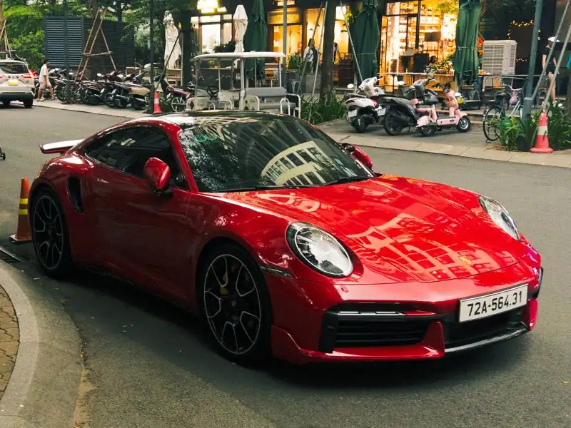 Porsche 911 Turbo S spotted in Ho Chi Minh City