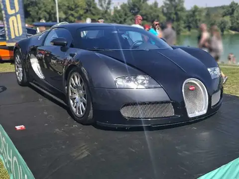 Bugatti Veyron (2005) spotted in Trenčín, Slovakia