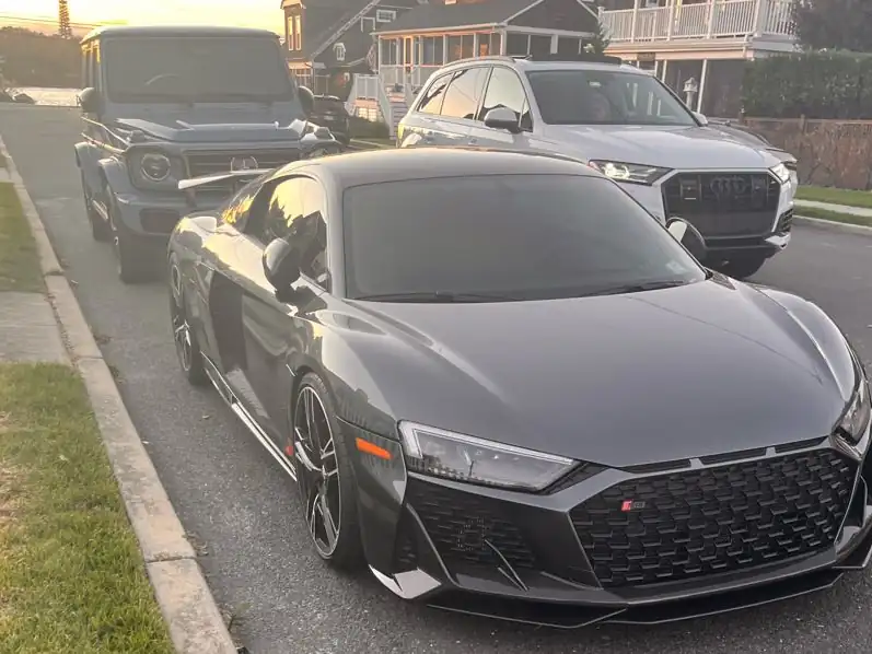 Audi R8 spotted in Brick