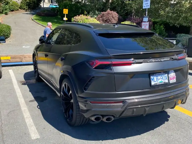 Lamborghini Urus (2020) spotted in Victoria, Canada