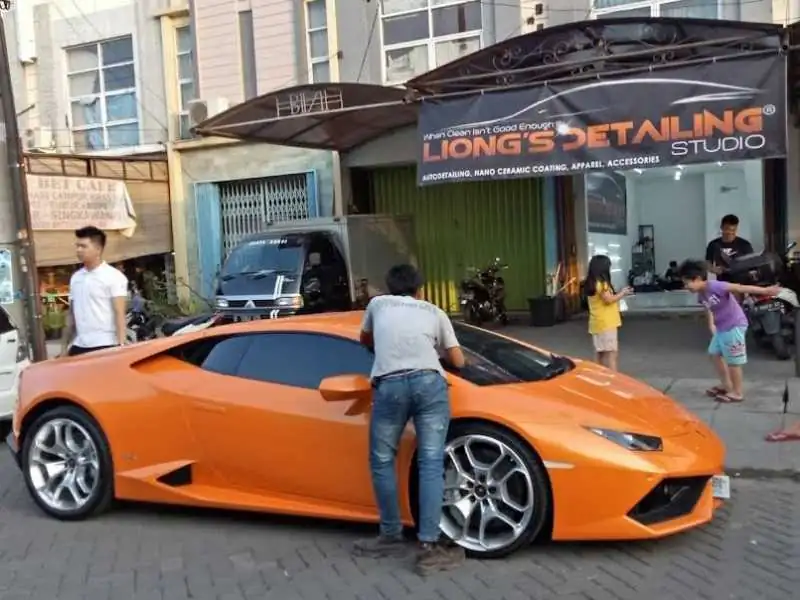Lamborghini Huracán spotted in Tangerang
